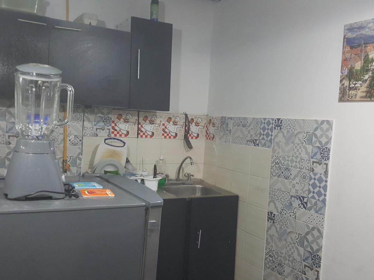 Appartement Cerca Aeropuerto, Fotos Y Huellas Visa Americana, Embajada Eeuu Bogotá